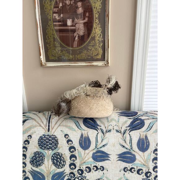 Vintage Feather Hat Modernette Stix, Baer, & Fuller - Picture 3 of 8